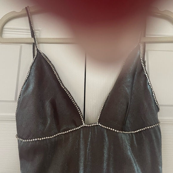 House of CB Shimmering Silver Dress “Excellent Used Condition “#02 - Picture 7 of 7